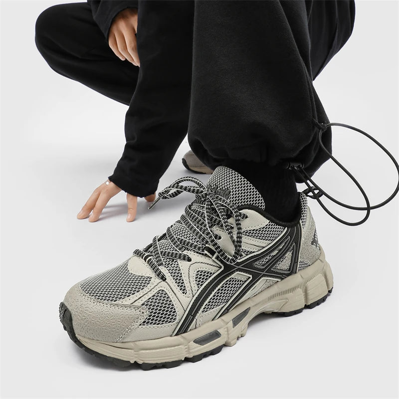 Zapatillas Retro para Correr Hombre y Mujer – Estilo 2025